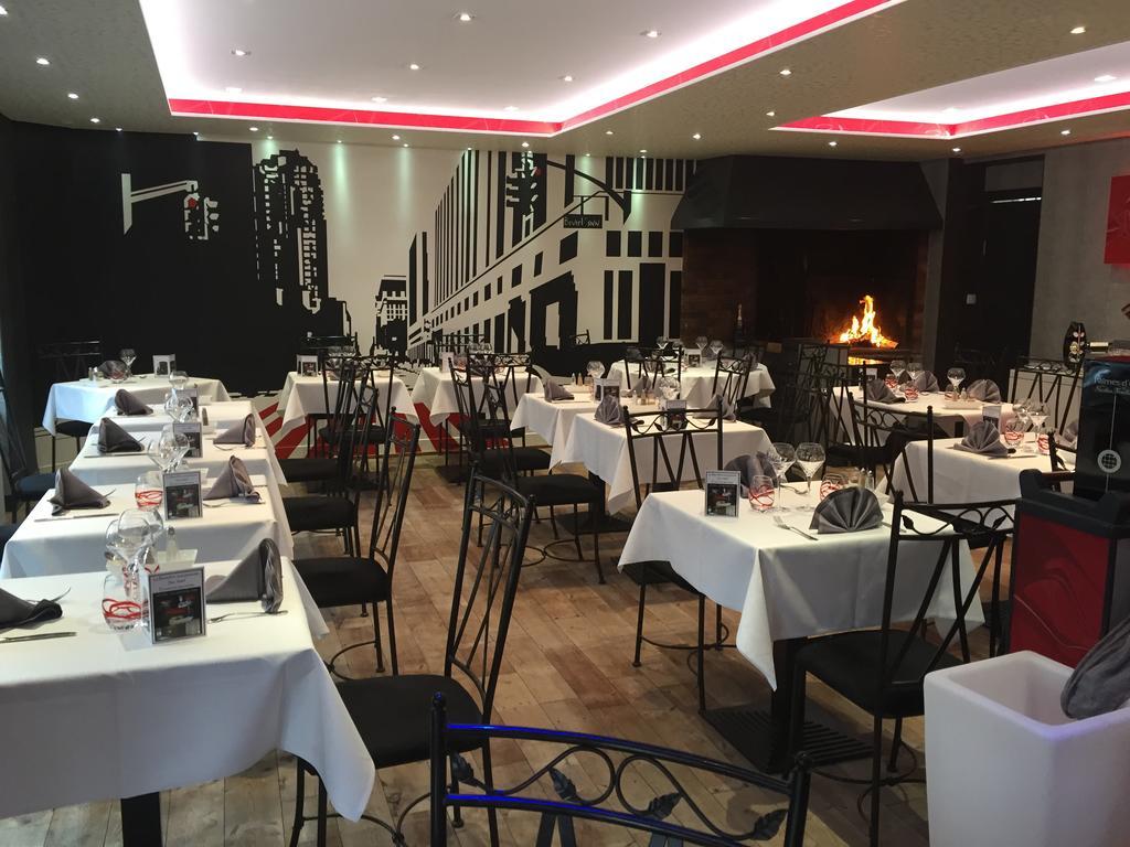 Le Beverl'Inn Flers  Zewnętrze zdjęcie